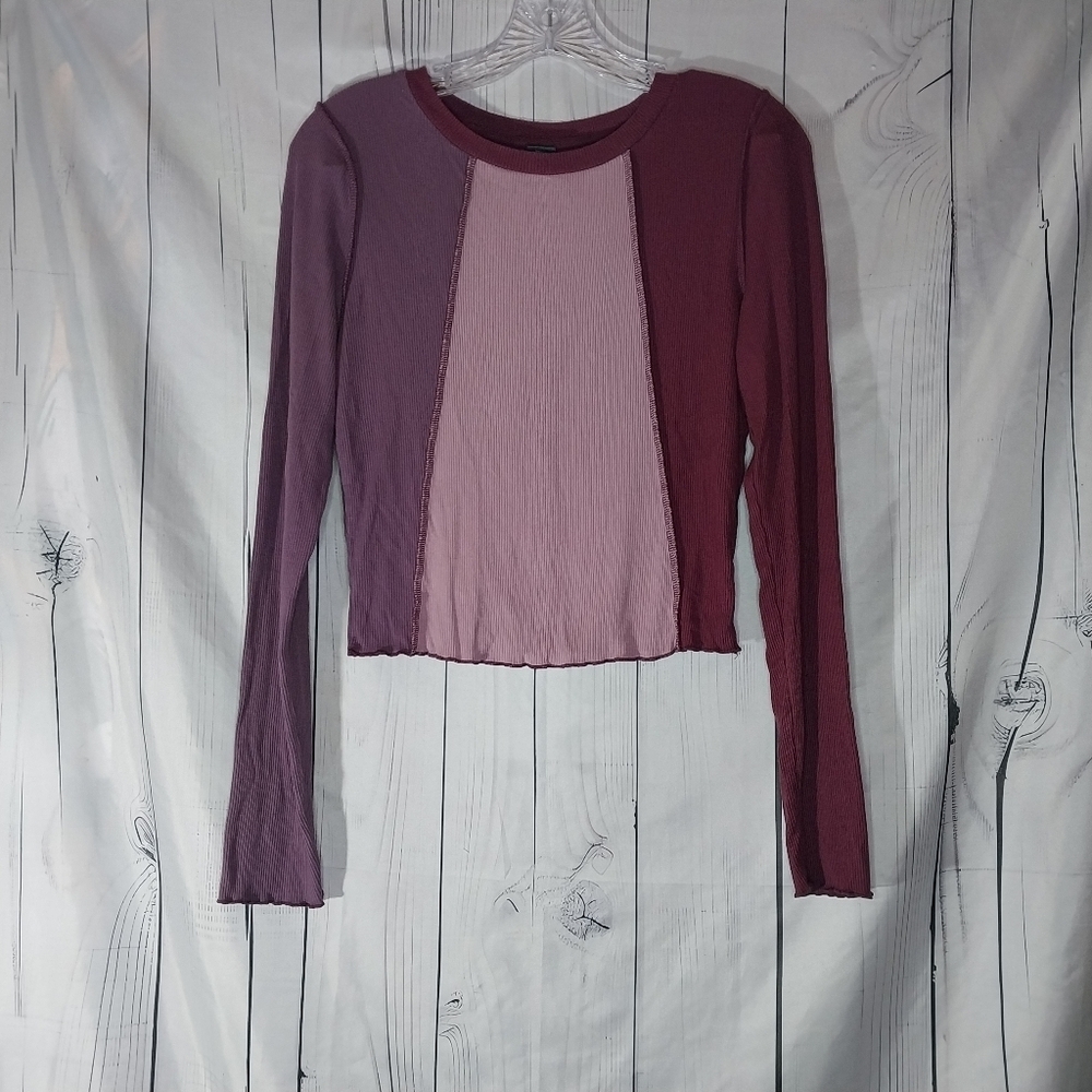 Wild Fable Women's Long Sleeve Fitted Ribbed Colorblock Cropped Top